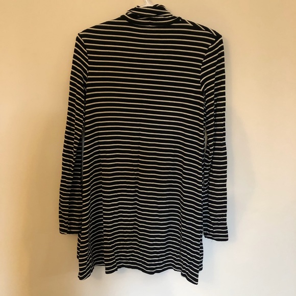 Mossimo Black & White Stripe Turtleneck - Picture 2 of 6